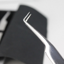 Eyelash Tweezers