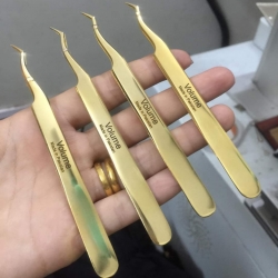 Eyelash Tweezers